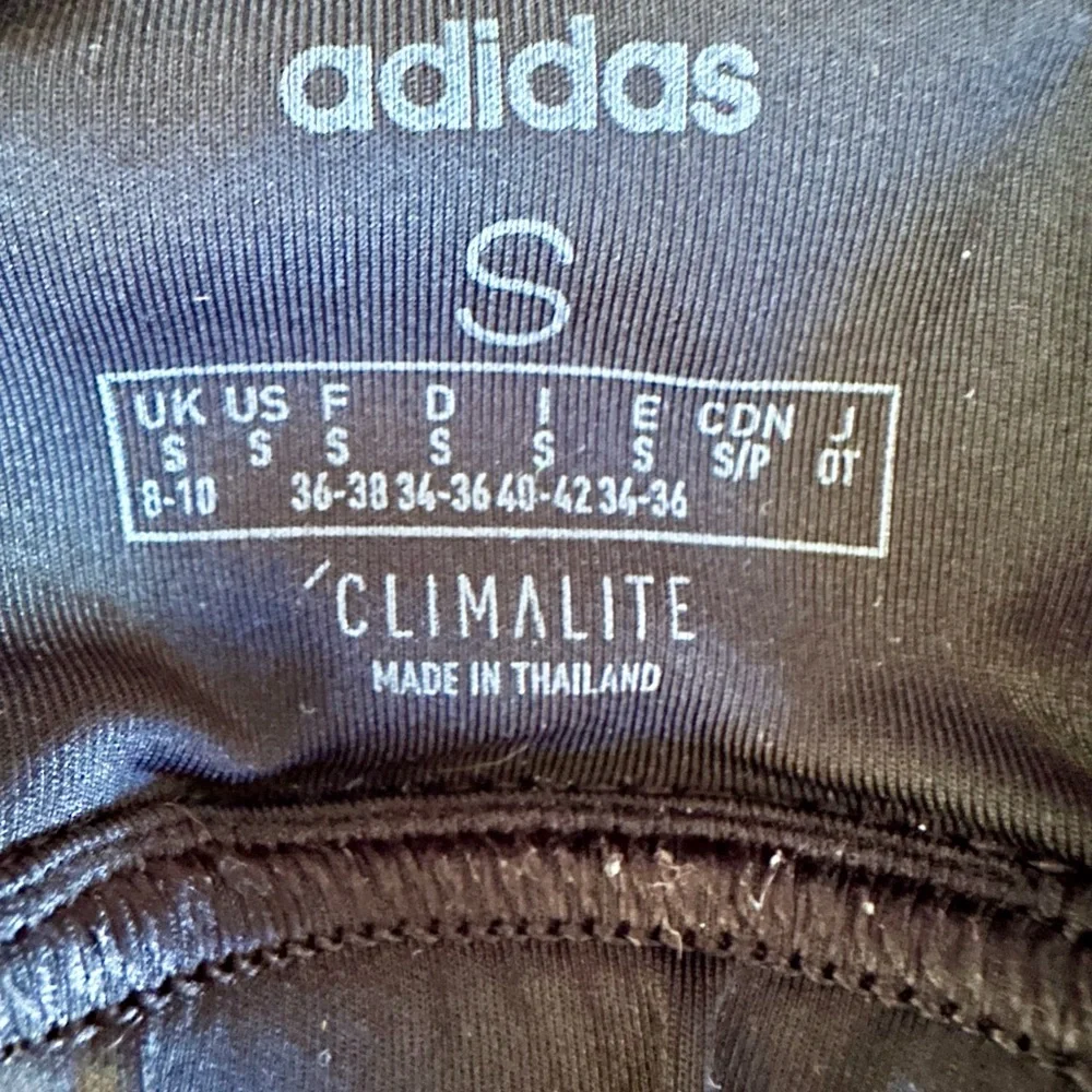 EUC Addidas Sports Bra Size‎ Small